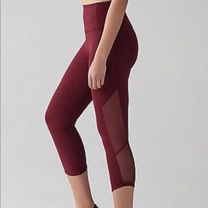 Lululemon Body Con Crop pants
